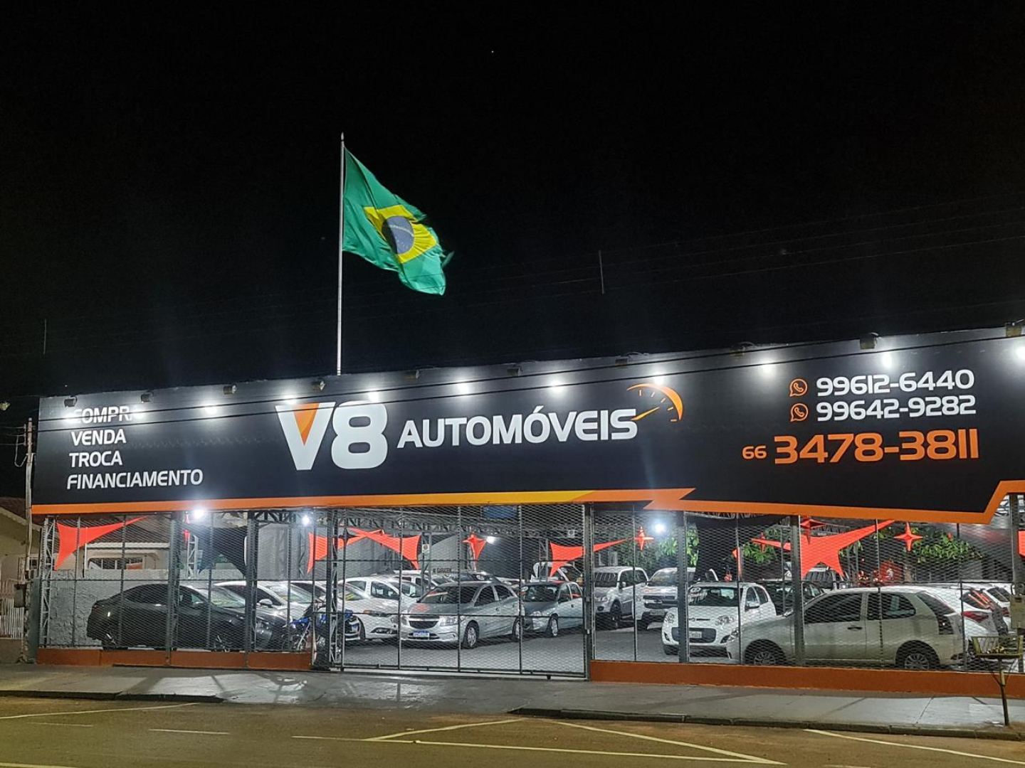V8 Automóveis